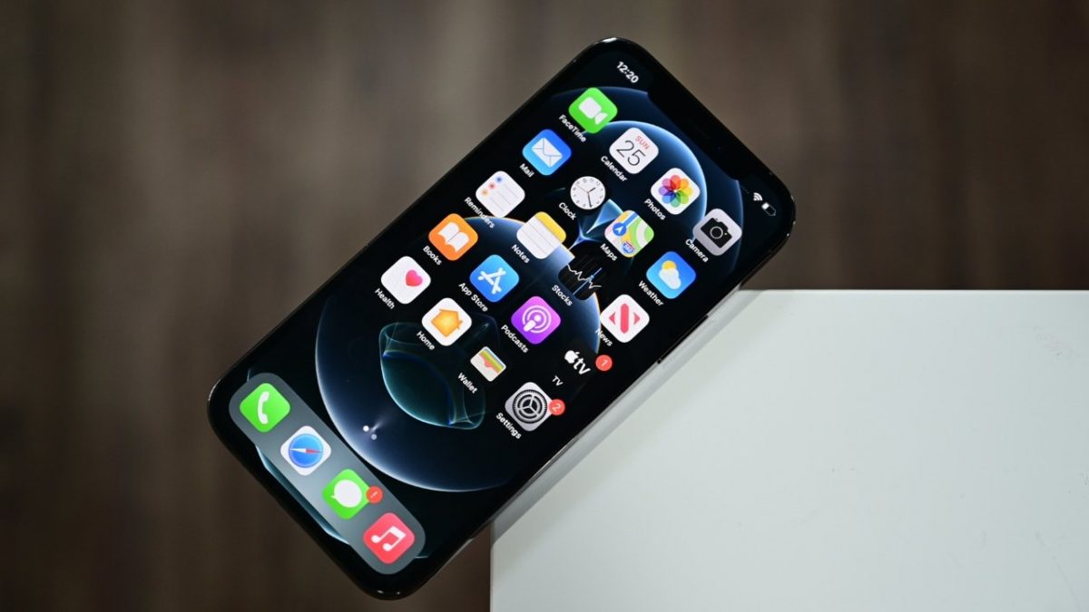 اپل پرسودترین برند بازار گوشی های هوشمند در سال 2021 است